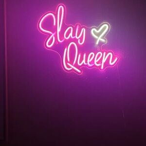 Pink Neon 'Slay Queen' Wall Sign